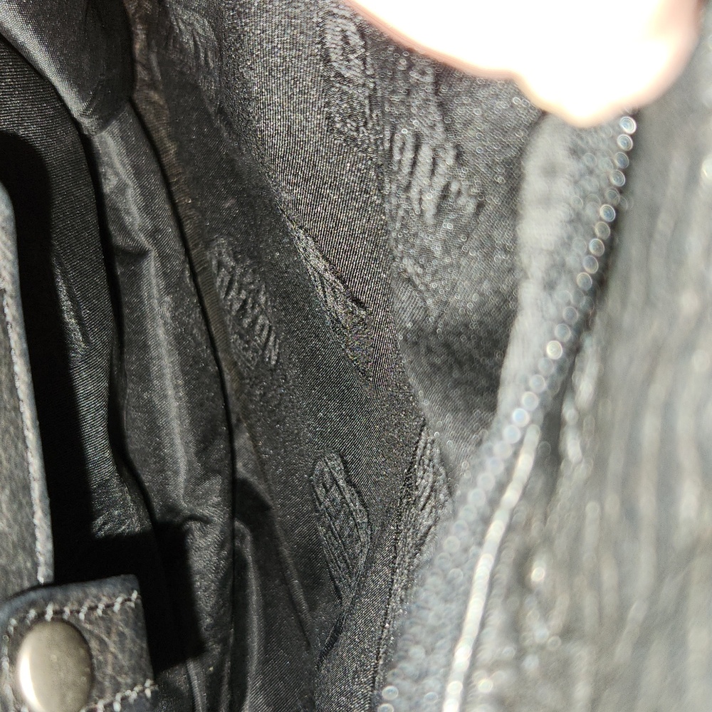 Cayon Outback Leather Backpack Purse - Picture 6 of 11